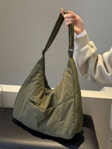 New Autumn Fashion Large Capacity Single-Shoulder/Cross-Body Bag for Female College Students Daily Commuting Use