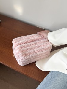 Winter Autumn Color-matched Bow Large Capacity Polyester Zipper Pillow Bag Small Fresh Makeup Bag Portable Travel Storage