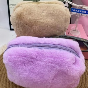 Girls’ Style Macaron Plush Pen Bag Handbag in Candy Colors, Portable, Sweet and Soft, Makeup Bag Pen Bag