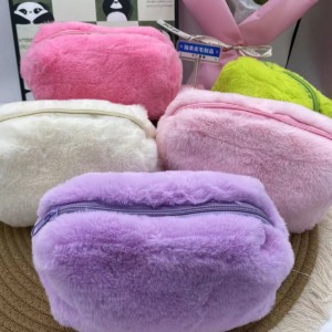 Girls’ Style Macaron Plush Pen Bag Handbag in Candy Colors, Portable, Sweet and Soft, Makeup Bag Pen Bag
