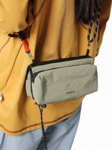 Simple New Single-Shoulder Cross-Body Bag for Men Women Nylon Fabric Ostrich Pattern Lightweight Large Capacity Outdoor Climbing