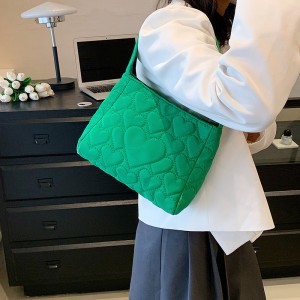 2026 Fashion Minimalist Small Women’s Canvas Bags Large Capacity Cross-Body Strap Zipper Lightweight Winter Autumn Sling Bag
