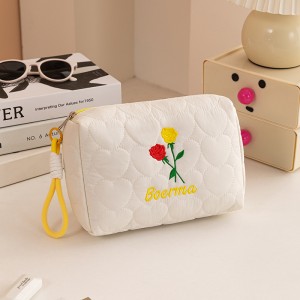 Handheld Travel Makeup Bag with Large Capacity Polyester Material Bow Pattern Zipper Closure Simple Style for Outdoor Use